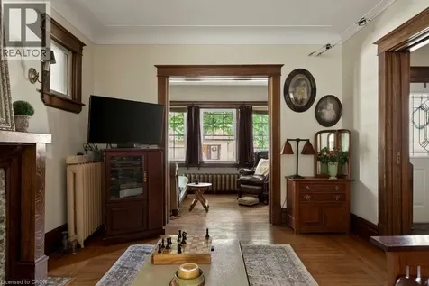 111 Spadina Avenue Hamilton ON L8M 2X4