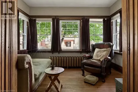 111 Spadina Avenue Hamilton ON L8M 2X4