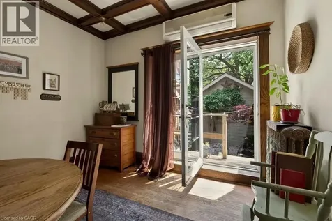 111 Spadina Avenue Hamilton ON L8M 2X4