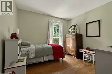 111 Spadina Avenue Hamilton ON L8M 2X4