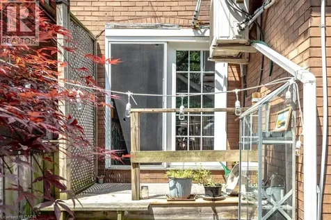 111 Spadina Avenue Hamilton ON L8M 2X4