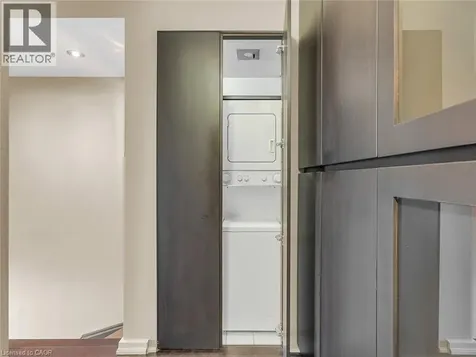 36 Blue Jays Way Toronto ON M5V 3T3