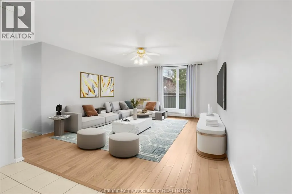 955 Grand Avenue West Chatham ON N7L 1Z9