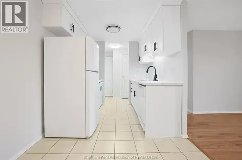 955 Grand Avenue West Chatham ON N7L 1Z9