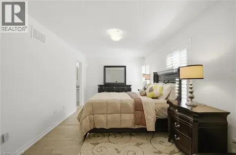 1222 Rose Way Milton ON L9E 1P1
