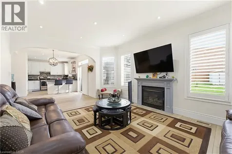 805 Munich Circle Waterloo ON N2V 2N5