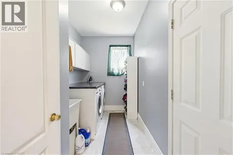 805 Munich Circle Waterloo ON N2V 2N5