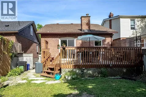 48 Longwood Road North Hamilton ON L8S 3V4