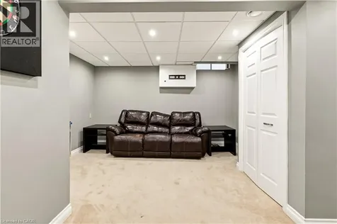 45 Catalina Court Kitchener ON N2M 5L9