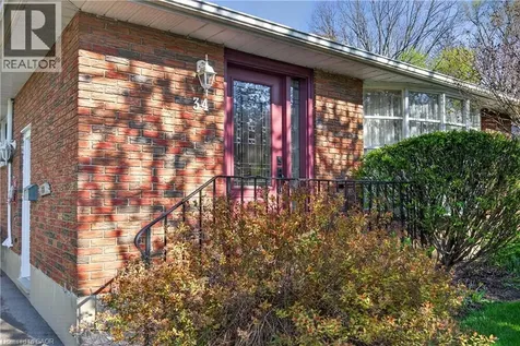 34 Helen Street Dundas ON L9H 1N3
