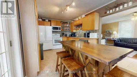 212 Yonge Street South Arran-elderslie ON N0H 2N0