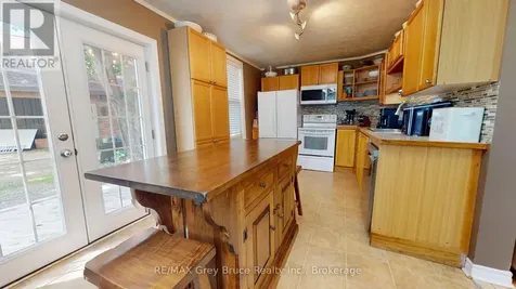 212 Yonge Street South Arran-elderslie ON N0H 2N0