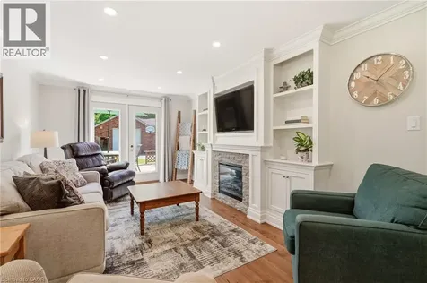 1811 Old Waterdown Road Burlington ON L7P 0T2