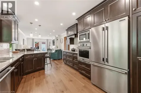 1811 Old Waterdown Road Burlington ON L7P 0T2
