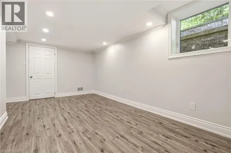 1811 Old Waterdown Road Burlington ON L7P 0T2