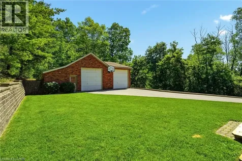 1811 Old Waterdown Road Burlington ON L7P 0T2