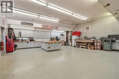 1811 Old Waterdown Road Burlington ON L7P 0T2