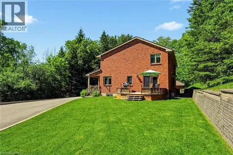 1811 Old Waterdown Road Burlington ON L7P 0T2