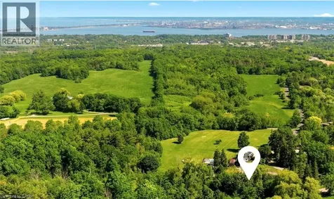 1811 Old Waterdown Road Burlington ON L7P 0T2