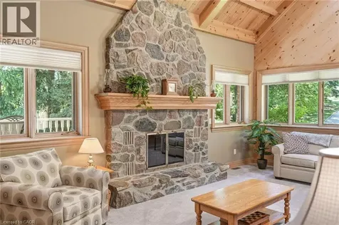 1811 Old Waterdown Road Burlington ON L7P 0T2