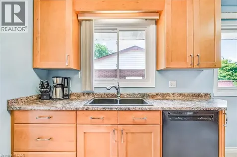 146 Clifton Downs Road Hamilton ON L9C 2P6