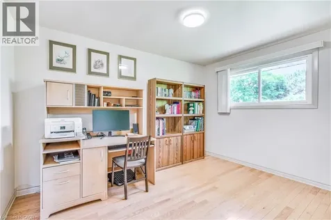 146 Clifton Downs Road Hamilton ON L9C 2P6