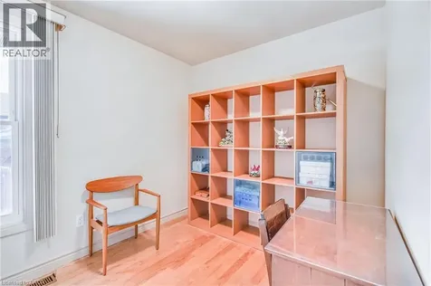 146 Clifton Downs Road Hamilton ON L9C 2P6