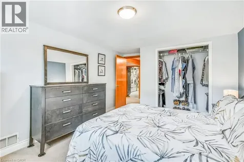 146 Clifton Downs Road Hamilton ON L9C 2P6