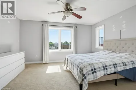 15 Hemlock Way Grimsby ON L3M 0A7