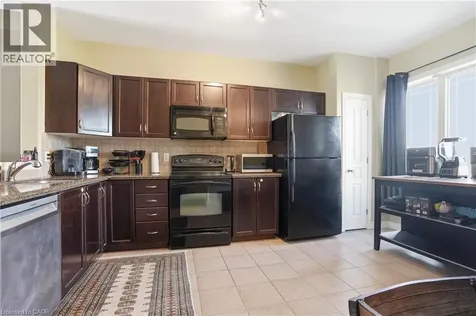 15 Hemlock Way Grimsby ON L3M 0A7