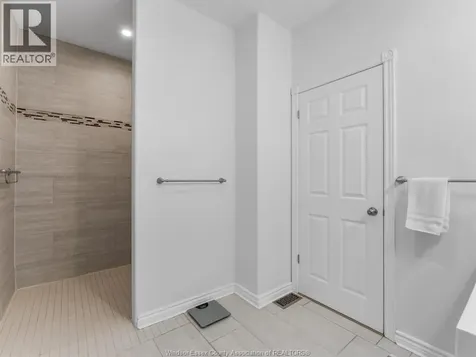 381 Tuscany Crescent Tecumseh ON N8N 4W6