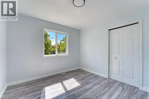 3867 Clara Avenue Windsor ON N9E 4X6
