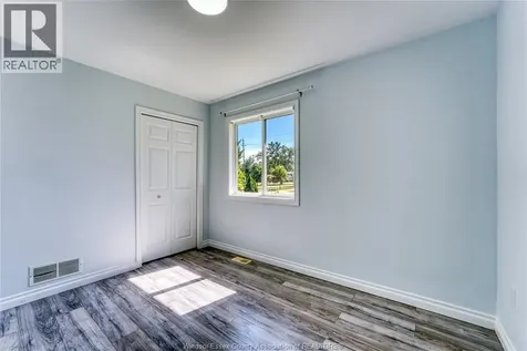 3867 Clara Avenue Windsor ON N9E 4X6