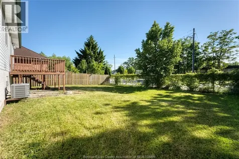 3867 Clara Avenue Windsor ON N9E 4X6