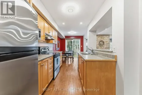 52 Fieldberry Private Ottawa ON K2J 5E8