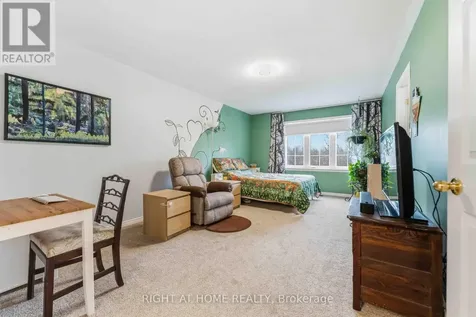 52 Fieldberry Private Ottawa ON K2J 5E8