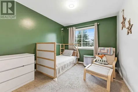 52 Fieldberry Private Ottawa ON K2J 5E8