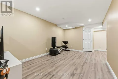 52 Fieldberry Private Ottawa ON K2J 5E8