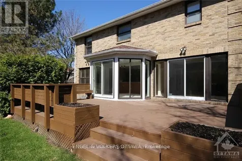 28 Country Club Drive Ottawa ON K1V 9Y5