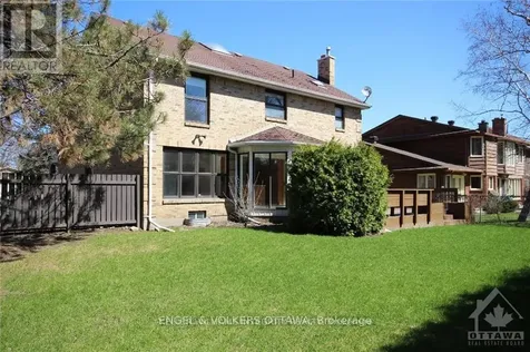 28 Country Club Drive Ottawa ON K1V 9Y5
