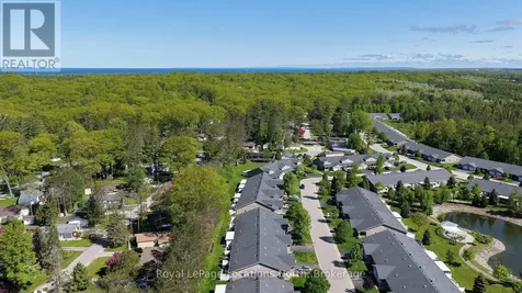 46 Garden Grove Crescent Wasaga Beach ON L9Z 0E6