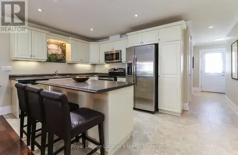46 Garden Grove Crescent Wasaga Beach ON L9Z 0E6