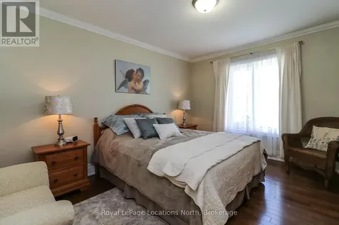 46 Garden Grove Crescent Wasaga Beach ON L9Z 0E6