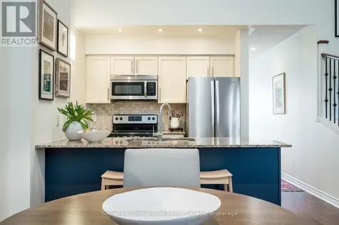 6 Brandy Lane Collingwood ON L9Y 0X4