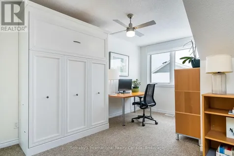 6 Brandy Lane Collingwood ON L9Y 0X4