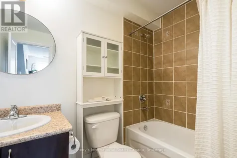 6 Brandy Lane Collingwood ON L9Y 0X4