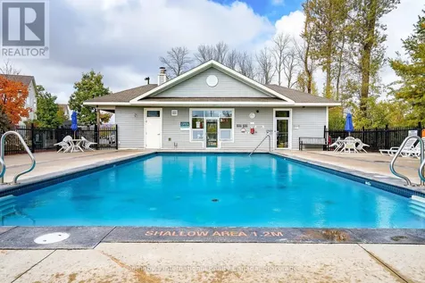 6 Brandy Lane Collingwood ON L9Y 0X4