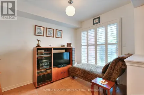 33 Fairway Court Brampton (heart Lake East) ON L6Z 4W4