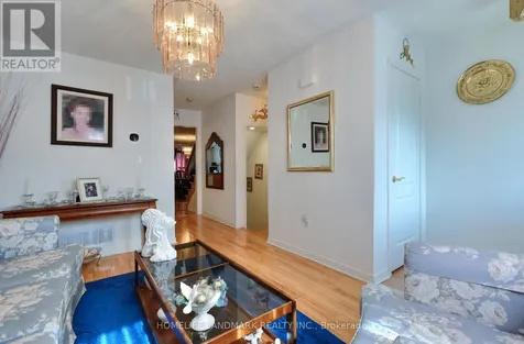 33 Fairway Court Brampton (heart Lake East) ON L6Z 4W4
