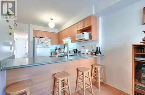 33 Fairway Court Brampton (heart Lake East) ON L6Z 4W4